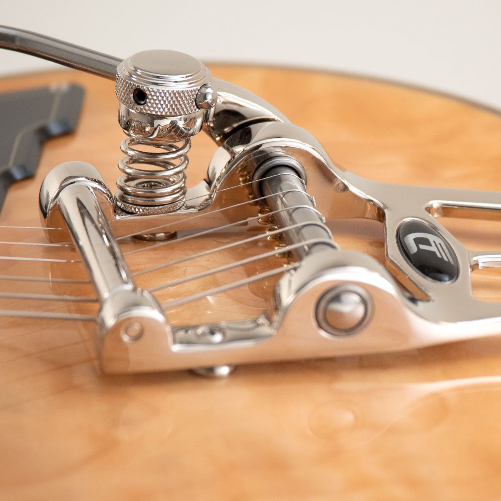 Diamond Deluxe Tremola Duesenberg Alliance Series Tom Bukovac Tremolo Detail