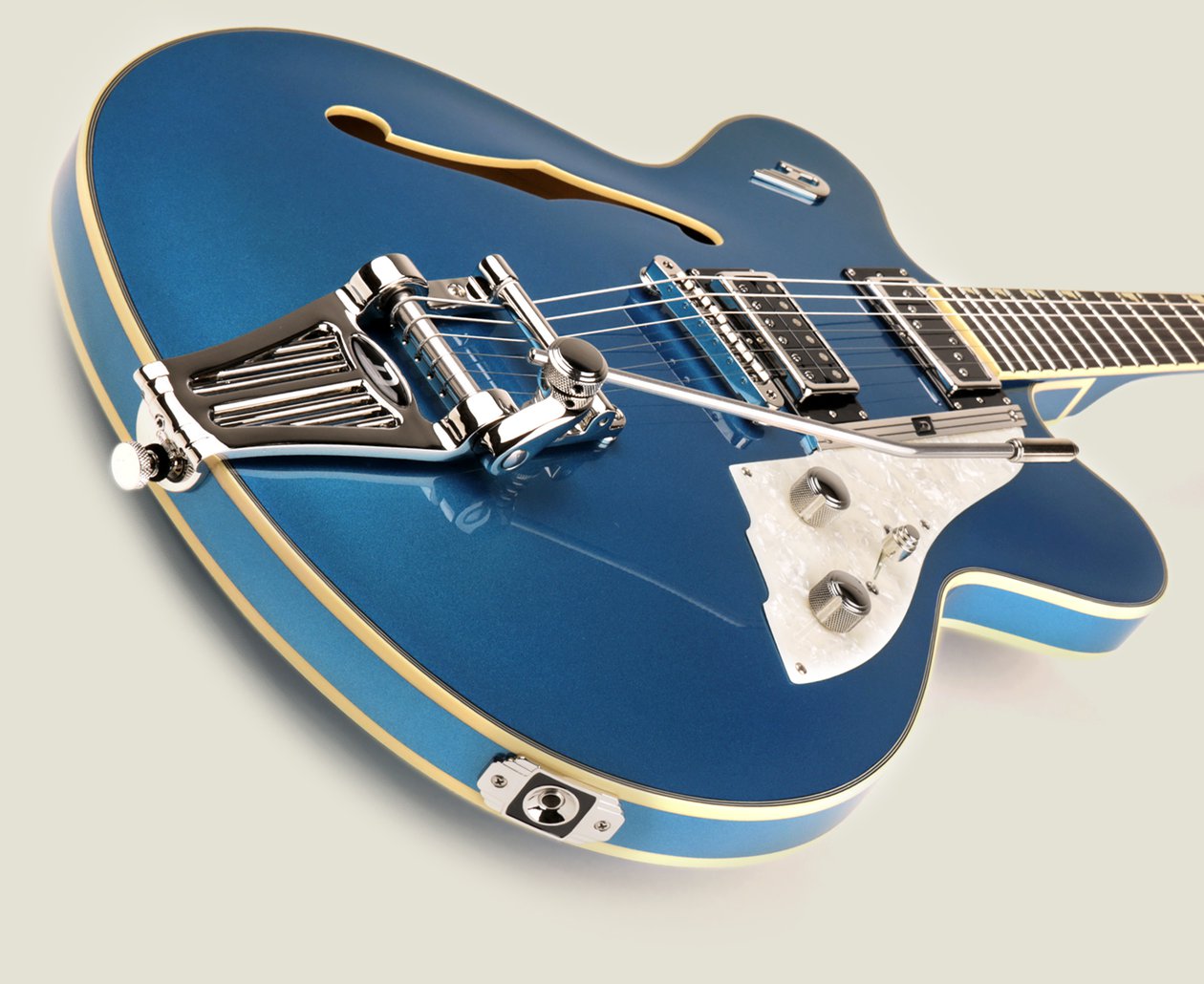 Fullerton Elite DUESENBERG GUITARS