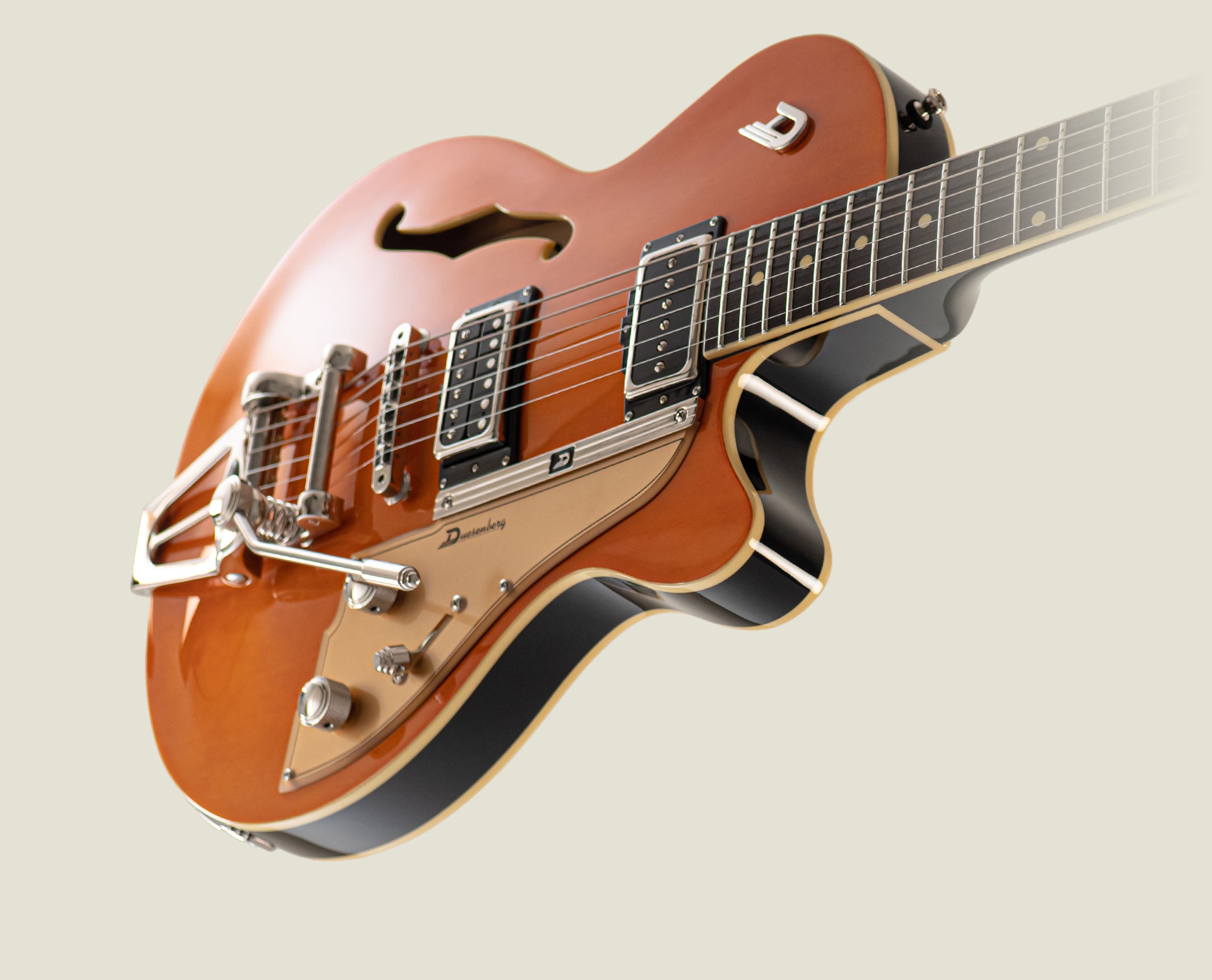 DTV-LAYOUT-02.jpg Angled views of the Duesenberg Starplayer TV Series in Blue Sparkle and Vintage Orange