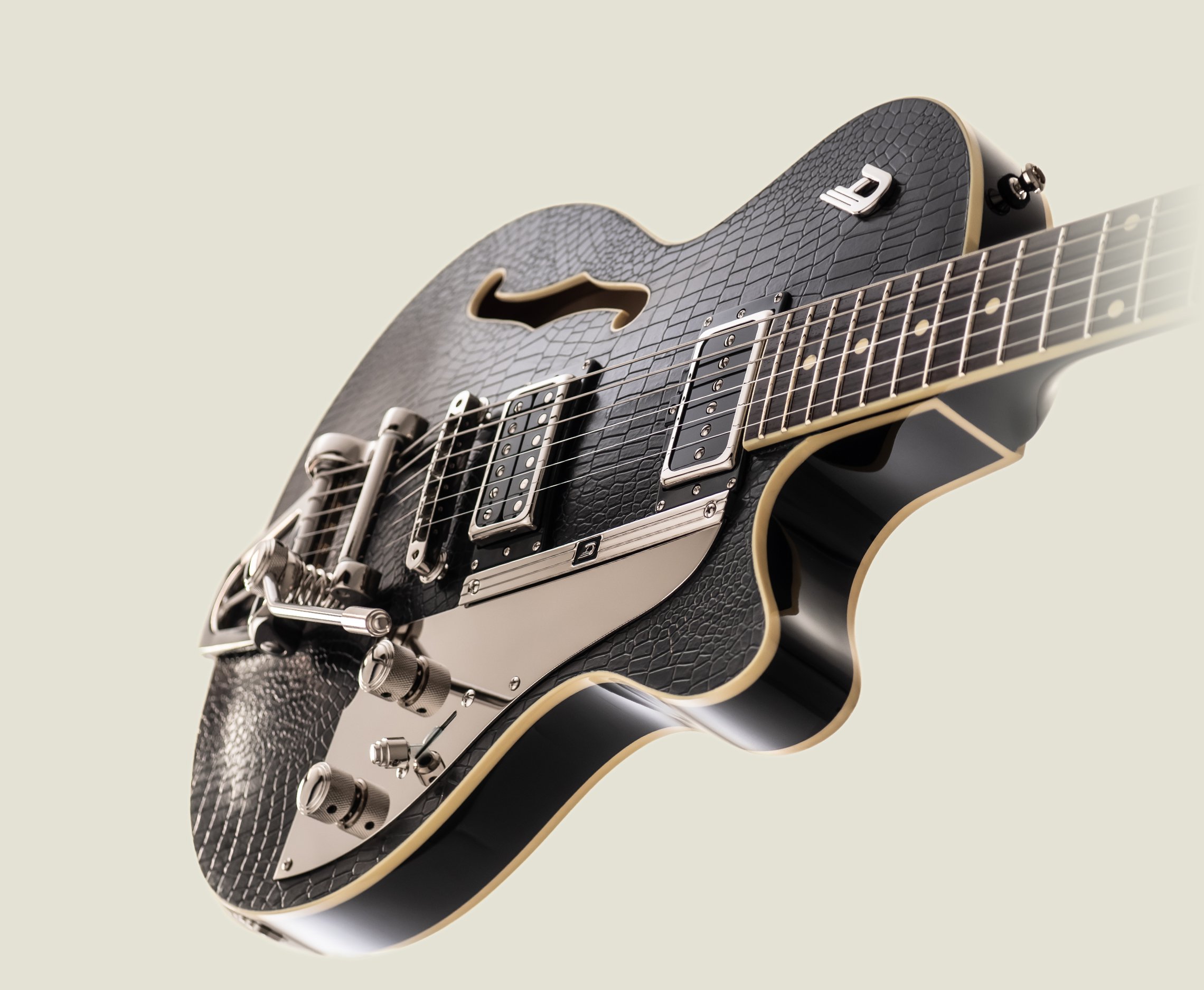 DTV-LAYOUT-09.jpg Image of the Duesenberg Starplayer TV Outlaw