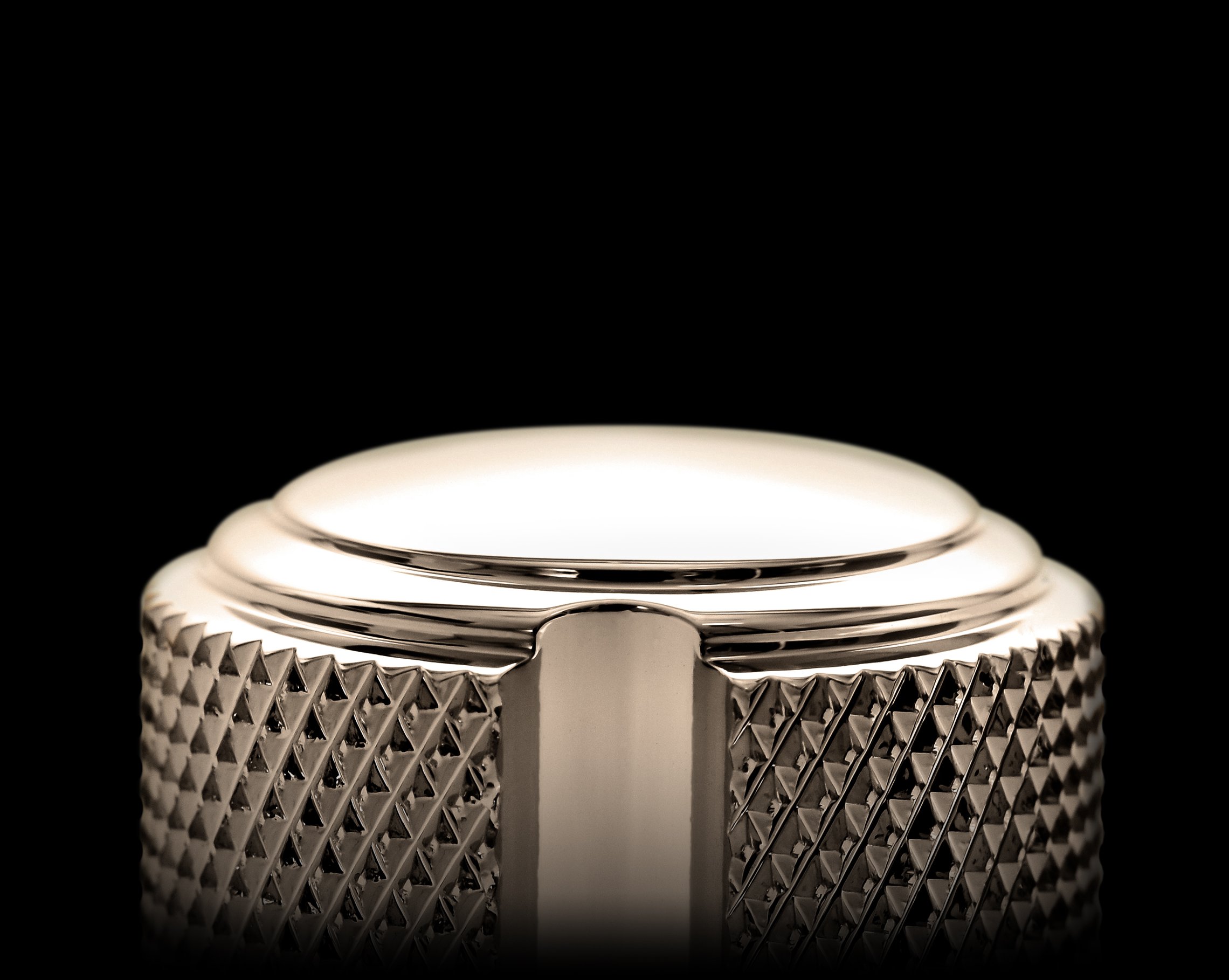 SNIPPET_Nickel-Hardware_Dark1(img-bottom)_DESKTOP.jpg Image of the Duesenberg 3-Step Pot-Knob in Nickel