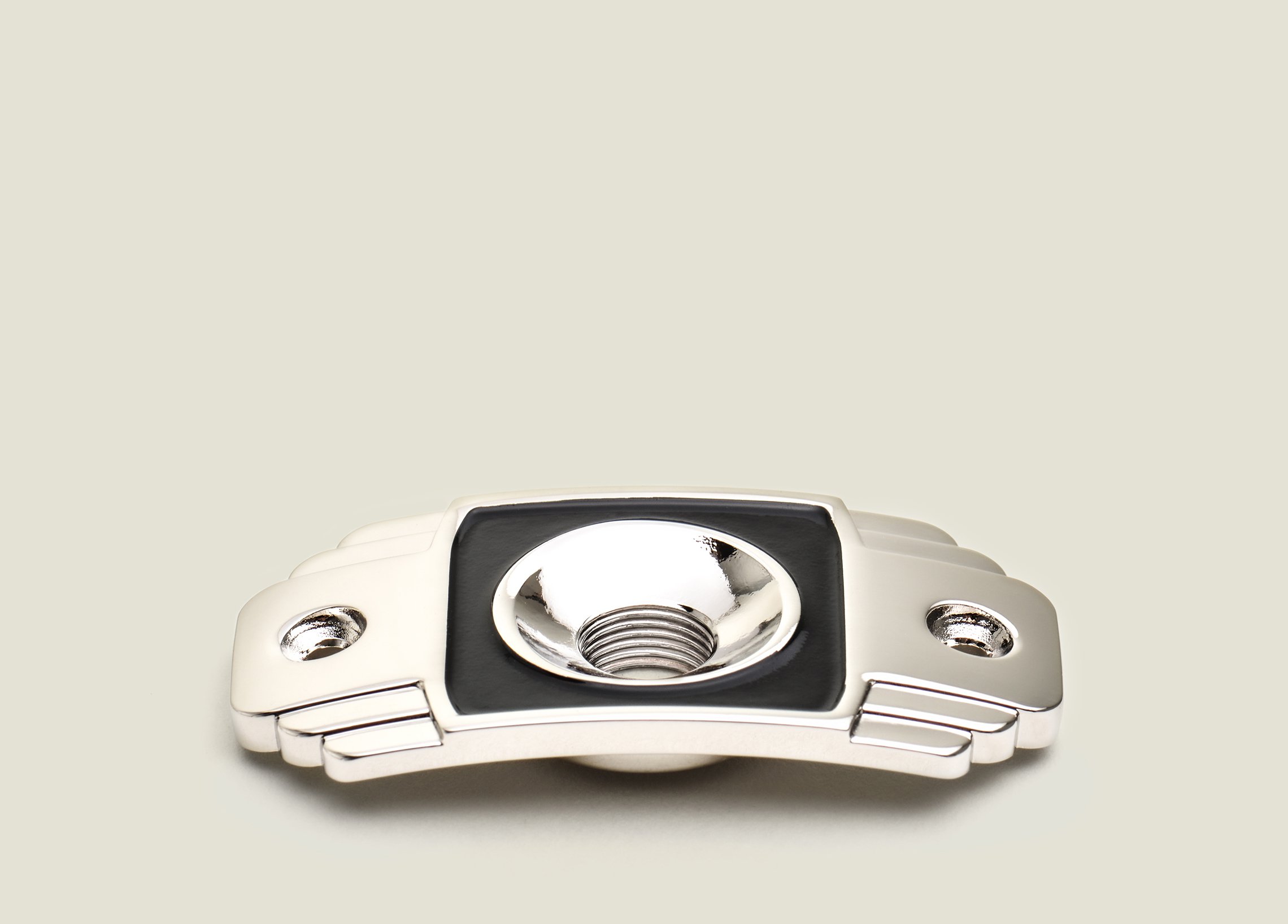 SNIPPET_Nickel-Hardware_Light2(img-bottom)_DESKTOP.jpg Photo of the Duesenberg Design 3-Step Jackplate